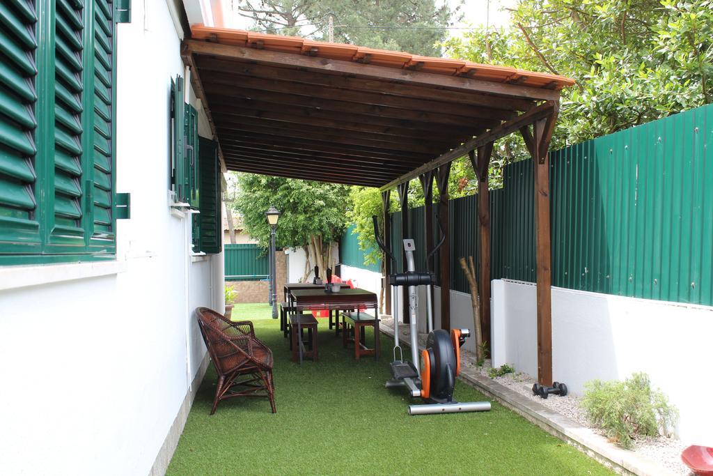 Hostel Casa Lucas ชาร์เนกา ภายนอก รูปภาพ