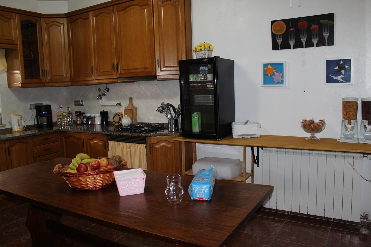 Hostel Casa Lucas ชาร์เนกา ภายนอก รูปภาพ