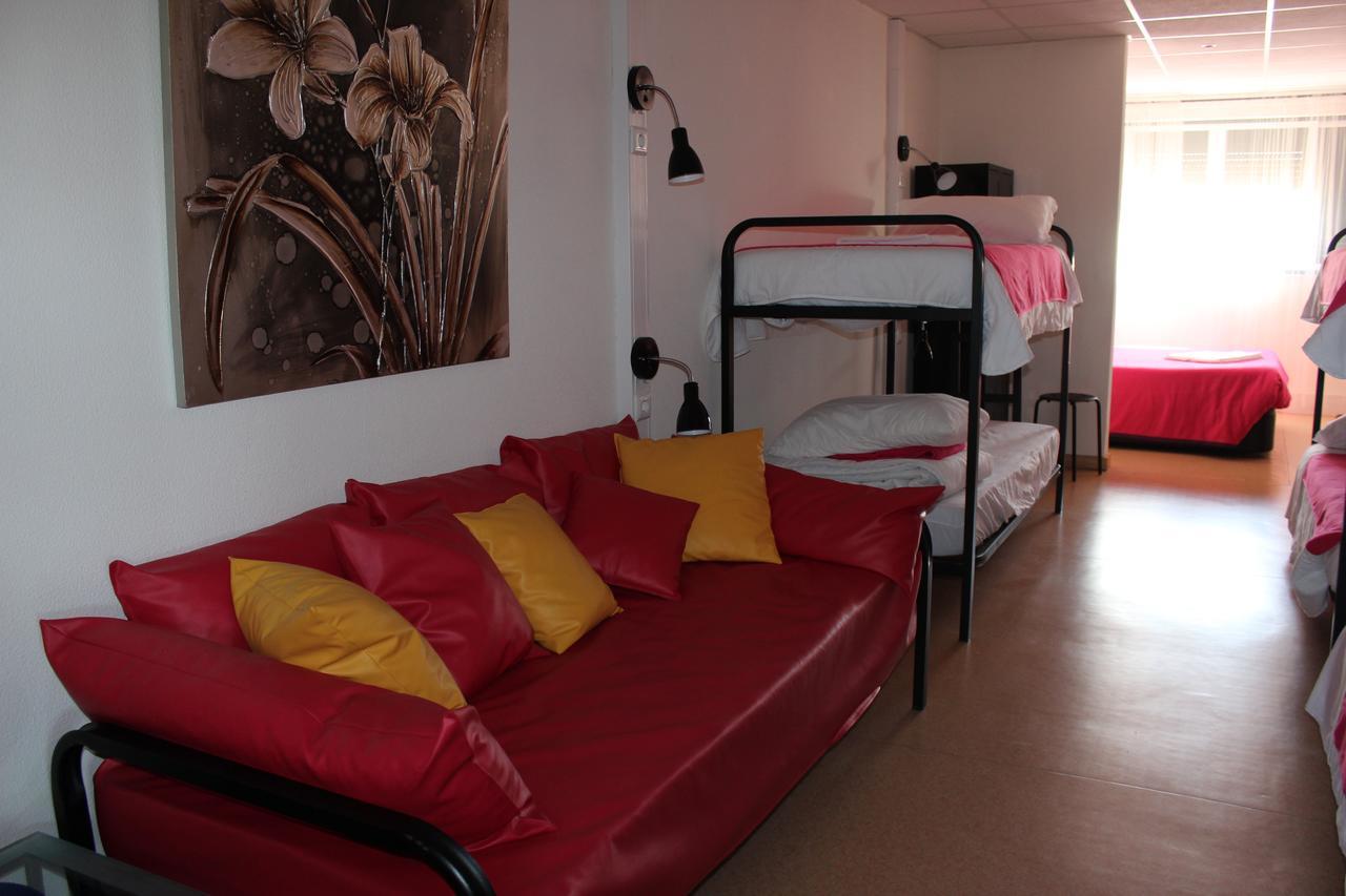 Hostel Casa Lucas ชาร์เนกา ภายนอก รูปภาพ
