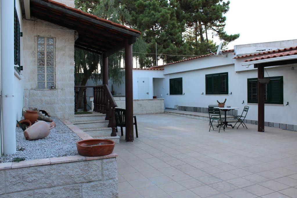 Hostel Casa Lucas ชาร์เนกา ภายนอก รูปภาพ